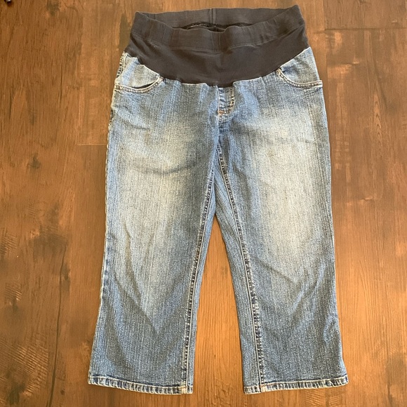 TWO HEARTS MATERNITY JEANS CROPPED - Picture 1 of 7